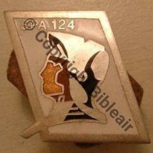 124  1977- A1098 SPA.124 2e Drille 1.5 JEANNE ARC  SM Bol fenetre allonge Dos lisse SNH Lettres fines Src.lavionamoteur 53Eur03.08